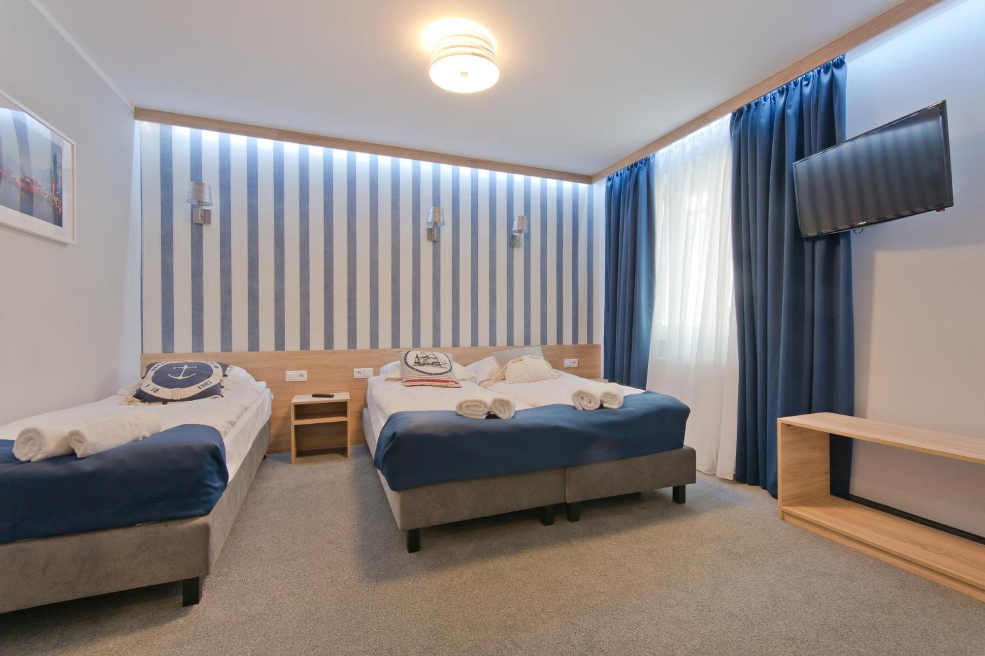 Triple Room Private Bathroom