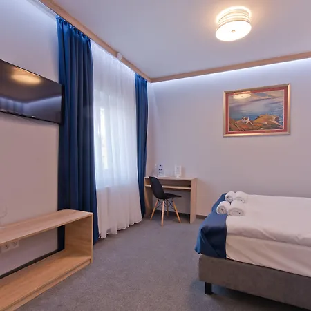 B&B Molo-2